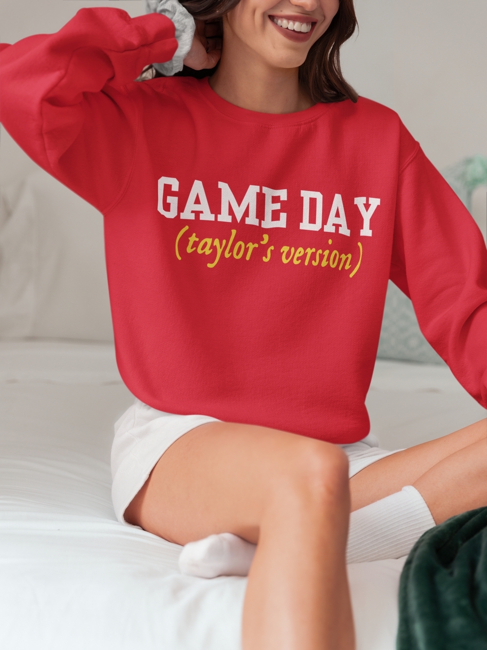 Red "GAME DAY (taylor's version)" Sweatshirt Women's Small, Kelce Chiefs Swift